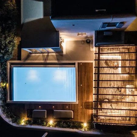 Ananta Mykonos Vila *