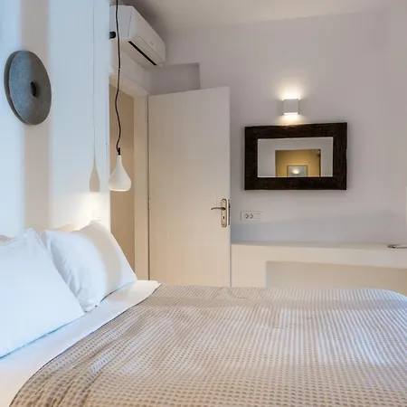 Ananta Mykonos Vila *